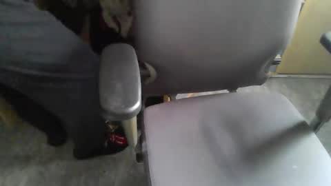 Snapshot of dannylbnz chatting on 12.16.25 Danny L. online show from 12.16.25