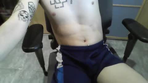 Snapshot of dannylbnz chatting on 12.21.25 Danny L. online show from 12.21.25