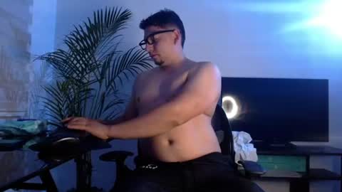 Snapshot of dante_xo chatting on 07.20.26 A L E J A N D R O online show from 07.20.26