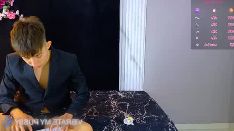 Snapshot of danteandviolete_cr chatting on 06.03.26 DANTEVIOLETE online show from 06.03.26