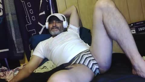 Snapshot of dantehot82 chatting on 02.13.26 dantehot82 online show from 02.13.26