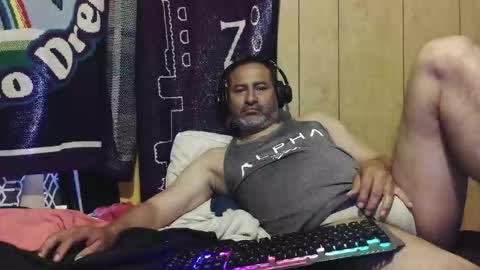 Snapshot of dantehot82 chatting on 02.27.26 dantehot82 online show from 02.27.26