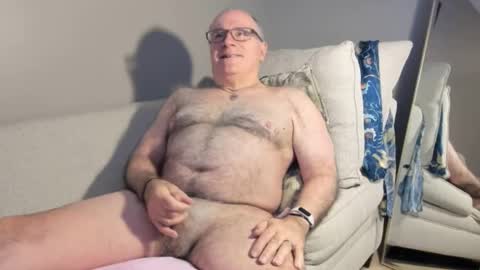 Snapshot of dantes_lion chatting on 11.08.25 Mark online show from 11.08.25