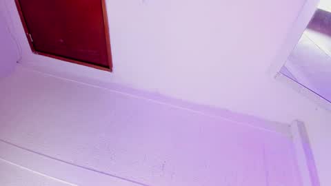 Snapshot of dany_brownie chatting on 01.21.25 hi im DanyBest Squirter here on cb online show from 01.21.25