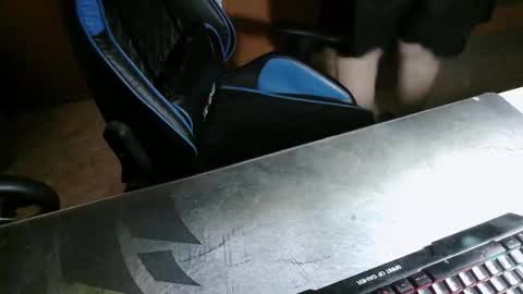 danysanchez1981 online show from 11.15.25