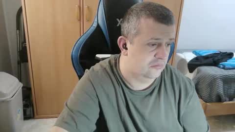 Snapshot of danysanchez1981 chatting on 03.10.26 danysanchez1981 online show from 03.10.26