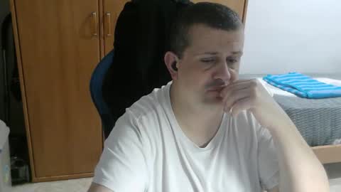 Snapshot of danysanchez1981 chatting on 03.18.26 danysanchez1981 online show from 03.18.26