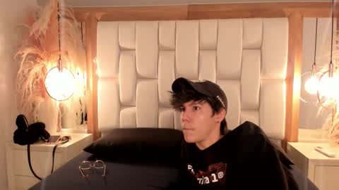 daphne_and_roger online show from 09.20.25