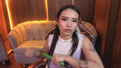daphne_nicole_b online show from 04.08.26