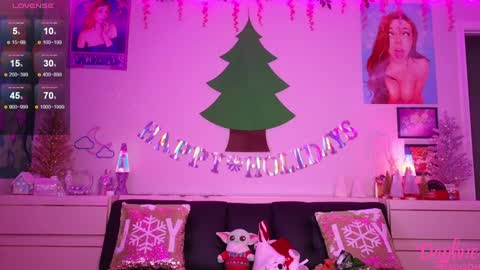 Snapshot of daphnemadison chatting on 12.02.24 Daphne Madison online show from 12.02.24