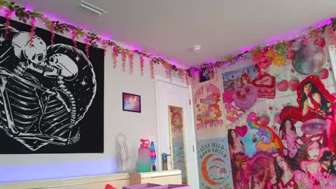 Snapshot of daphnemadison chatting on 03.11.25 Daphne Madison online show from 03.11.25