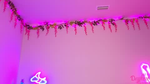 Snapshot of daphnemadison chatting on 11.05.25 Daphne Madison online show from 11.05.25