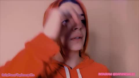 Snapshot of daphnesmile chatting on 11.24.25 Daphne online show from 11.24.25