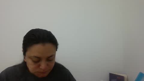 Snapshot of dapnne24 chatting on 02.01.25 dapnne online show from 02.01.25