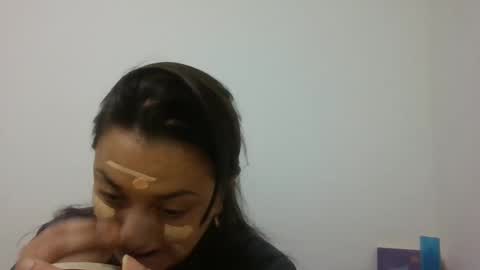 Snapshot of dapnne24 chatting on 02.20.25 dapnne online show from 02.20.25