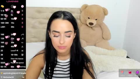 Darcie online show from 12.04.24