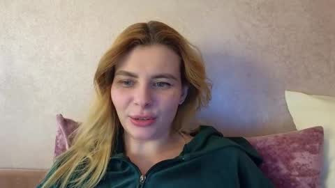 Snapshot of dariapon chatting on 02.11.25 dariapon online show from 02.11.25