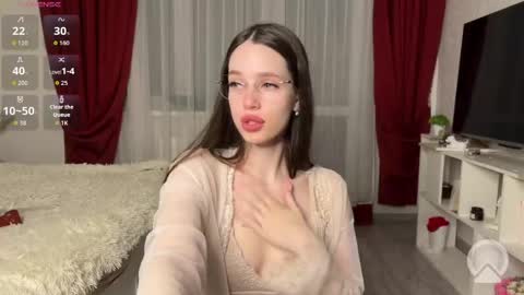 Snapshot of darina_night chatting on 04.14.26 Darina Night online show from 04.14.26