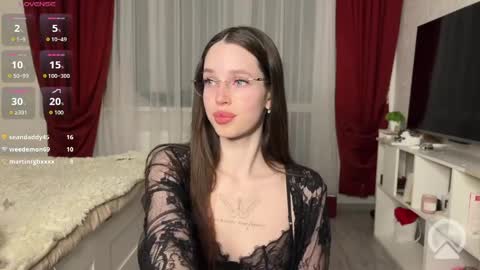 Snapshot of darina_night chatting on 04.16.26 Darina Night online show from 04.16.26