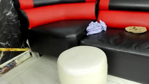 Ara online show from 12.10.24