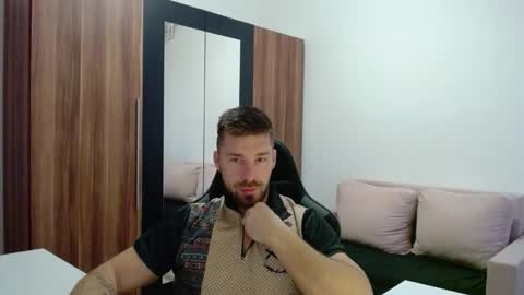 darius_94 online show from 03.03.26