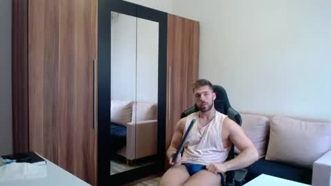 Snapshot of darius_94 chatting on 05.04.26 darius_94 online show from 05.04.26