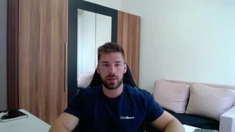 Snapshot of darius_94 chatting on 05.05.26 darius_94 online show from 05.05.26