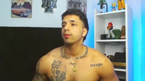 Snapshot of darius_phoenix chatting on 01.18.25 Darius Phoenix online show from 01.18.25