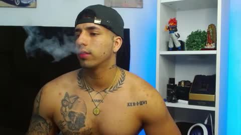 Snapshot of darius_phoenix chatting on 01.24.25 Darius Phoenix online show from 01.24.25