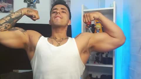 Snapshot of darius_phoenix chatting on 02.28.25 Darius Phoenix online show from 02.28.25