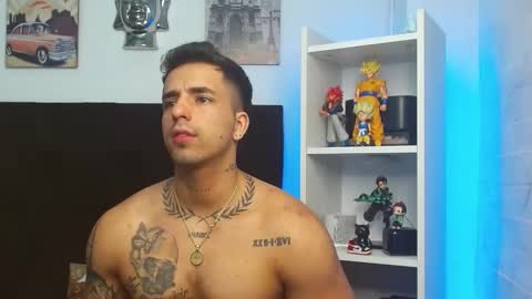 Snapshot of darius_phoenix chatting on 02.28.25 Darius Phoenix online show from 02.28.25