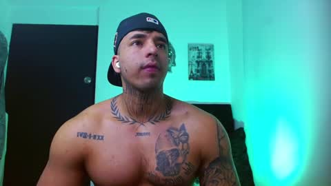 Snapshot of darius_phoenix chatting on 09.12.25 Darius Phoenix online show from 09.12.25