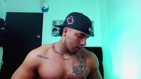 Snapshot of darius_phoenix chatting on 09.20.25 Darius Phoenix online show from 09.20.25