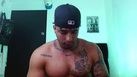 Snapshot of darius_phoenix chatting on 09.23.25 Darius Phoenix online show from 09.23.25