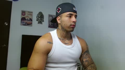 Snapshot of darius_phoenix chatting on 10.08.25 Darius Phoenix online show from 10.08.25