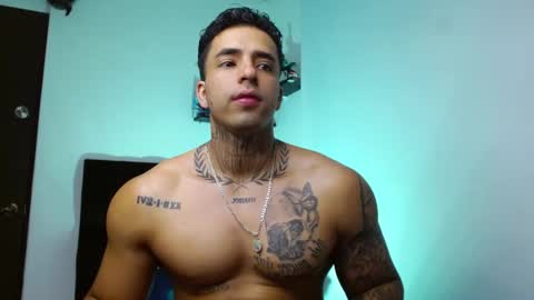 Snapshot of darius_phoenix chatting on 02.10.26 Darius Phoenix online show from 02.10.26