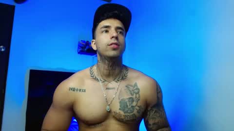 Snapshot of darius_phoenix chatting on 02.11.26 Darius Phoenix online show from 02.11.26