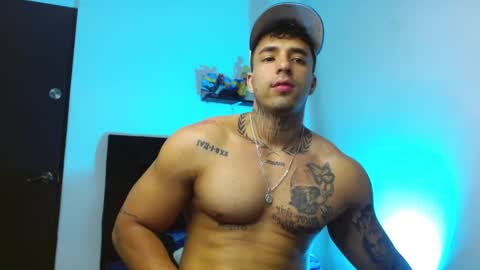 Snapshot of darius_phoenix chatting on 02.12.26 Darius Phoenix online show from 02.12.26