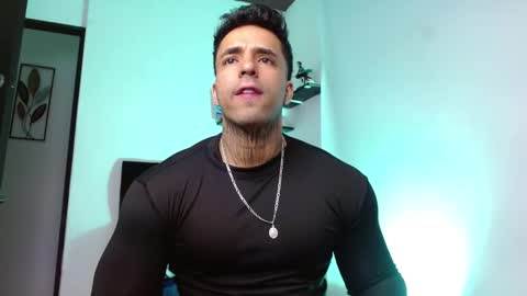 Snapshot of darius_phoenix chatting on 02.19.26 Darius Phoenix online show from 02.19.26