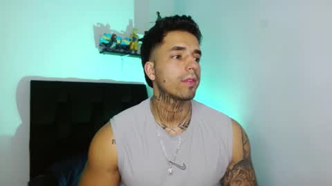 Snapshot of darius_phoenix chatting on 03.17.26 Darius Phoenix online show from 03.17.26