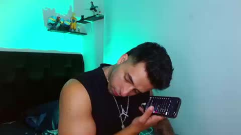 Snapshot of darius_phoenix chatting on 03.18.26 Darius Phoenix online show from 03.18.26