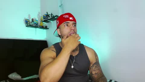 Snapshot of darius_phoenix chatting on 03.25.26 Darius Phoenix online show from 03.25.26