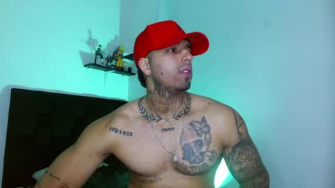 Snapshot of darius_phoenix chatting on 03.28.26 Darius Phoenix online show from 03.28.26