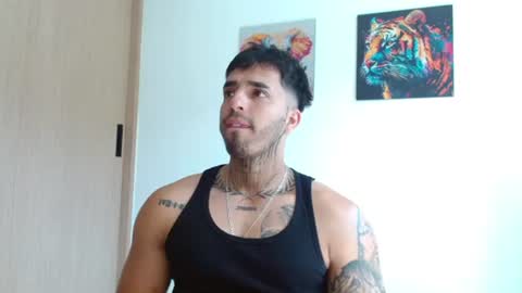 Snapshot of darius_phoenix chatting on 06.16.26 Darius Phoenix online show from 06.16.26