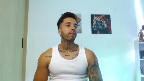 Snapshot of darius_phoenix chatting on 07.16.26 Darius Phoenix online show from 07.16.26