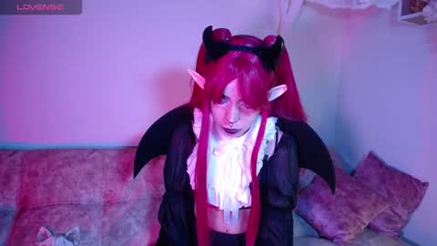 Snapshot of dark__nymph chatting on 10.31.25 Dark online show from 10.31.25