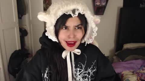 Moony online show from 12.11.24