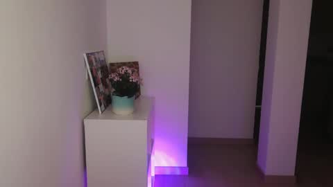 Sofia online show from 12.26.24