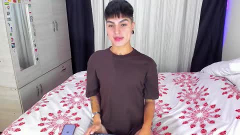 Snapshot of dark_lucky chatting on 12.23.25 Juanito online show from 12.23.25