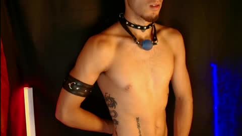 Snapshot of dark_rosse1 chatting on 05.12.26 rosse online show from 05.12.26